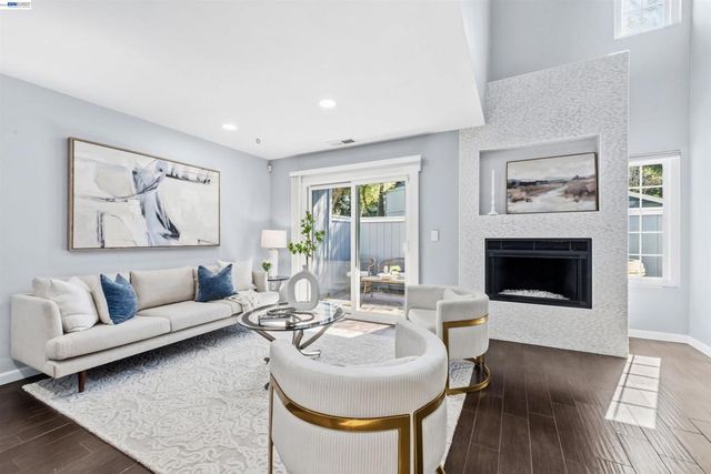 4159 Amberwood Cir, Pleasanton, CA 94588