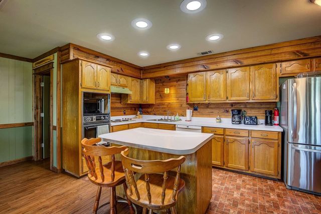 166 County Road 1559, Alba, TX 75410