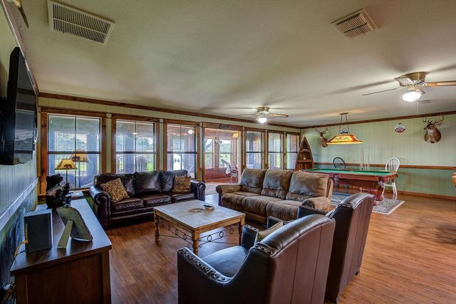 166 County Road 1559, Alba, TX 75410