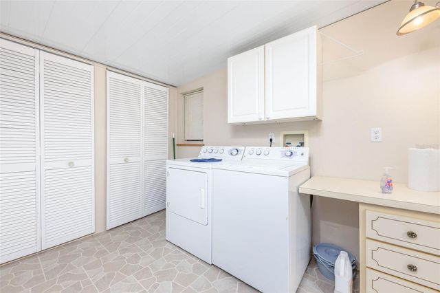 605 RAINBOW BOULEVARD, Lady Lake, FL 32159