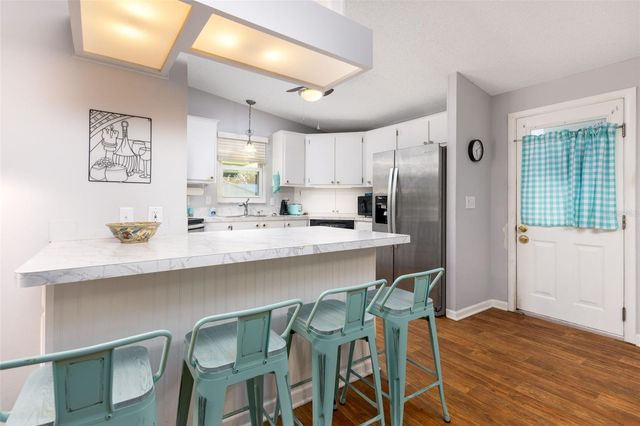 605 RAINBOW BOULEVARD, Lady Lake, FL 32159