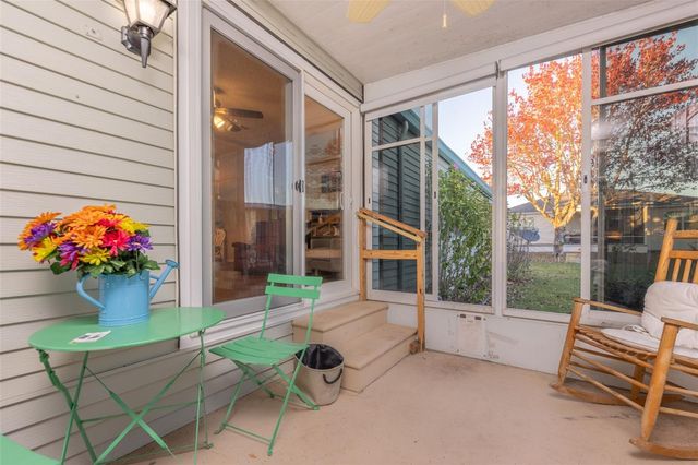 605 RAINBOW BOULEVARD, Lady Lake, FL 32159