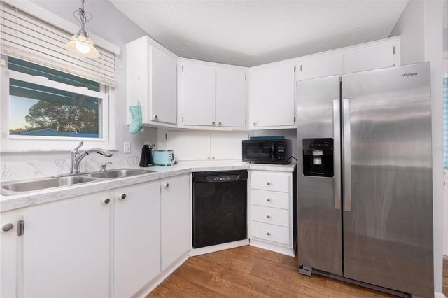 605 RAINBOW BOULEVARD, Lady Lake, FL 32159