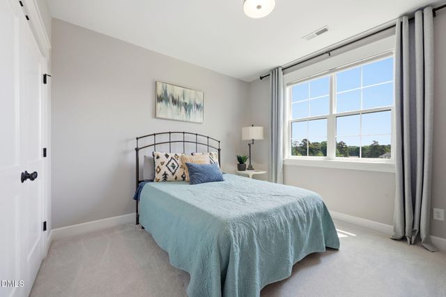 3520 Hundleby Drive, Apex, NC 27539