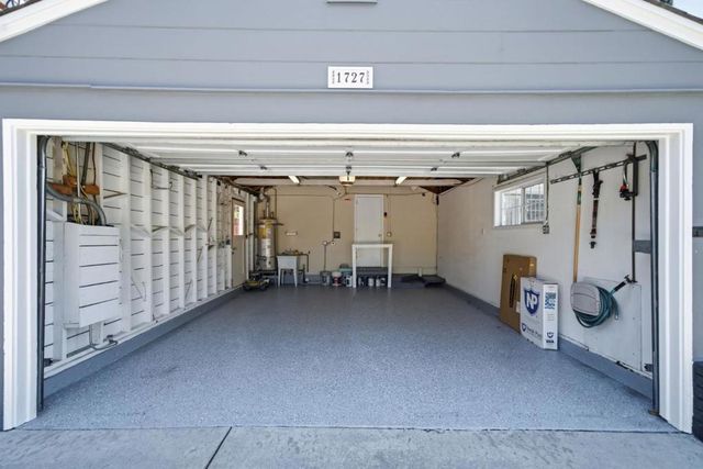 1727 Madison Avenue, Redwood City, CA 94061