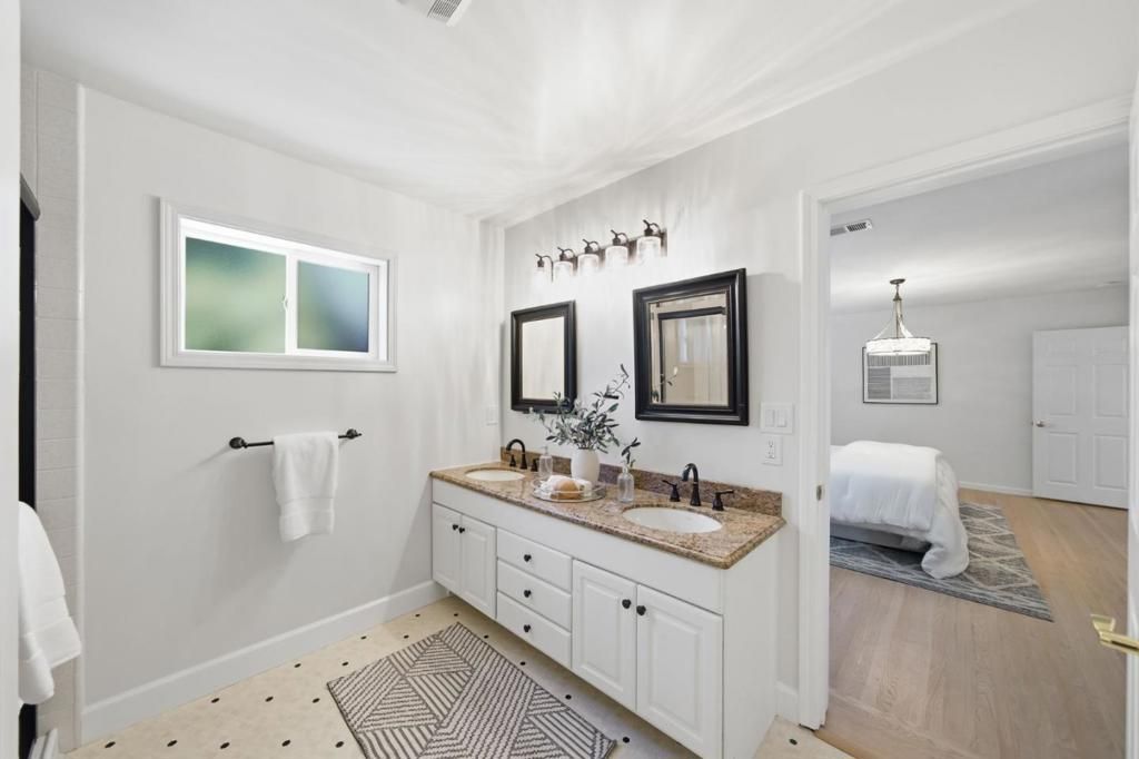 Image 18 of property listing at 1727 Madison Avenue, Redwood City, CA 94061