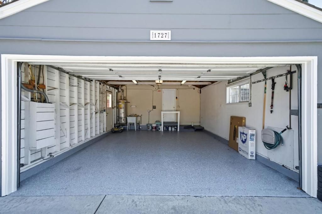 Image 31 of property listing at 1727 Madison Avenue, Redwood City, CA 94061