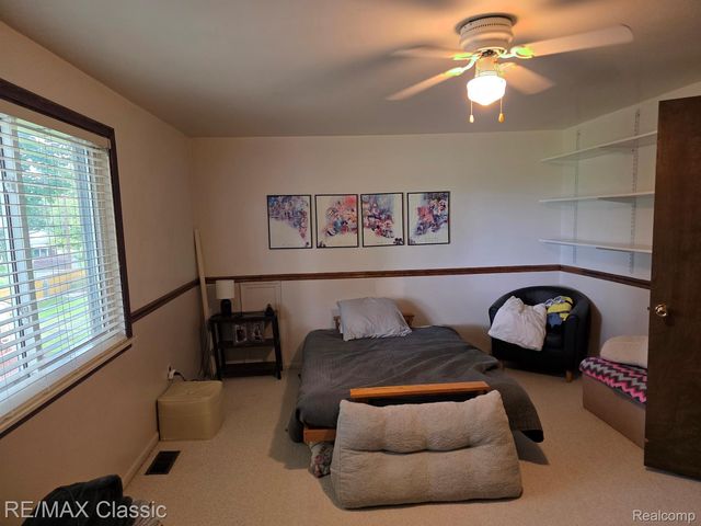 29443 W Nottingham Circle, Warren, MI 48092