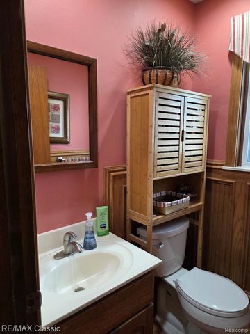 29443 W Nottingham Circle, Warren, MI 48092