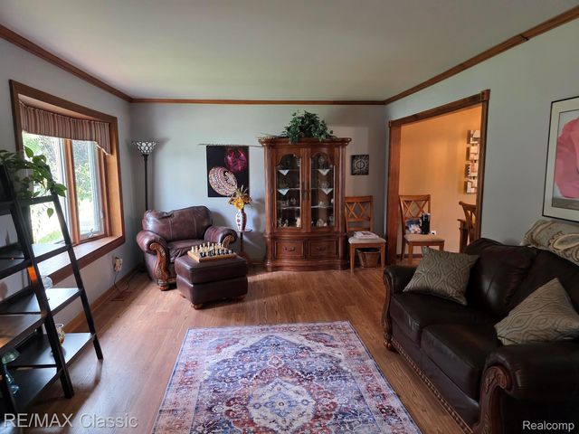 29443 W Nottingham Circle, Warren, MI 48092
