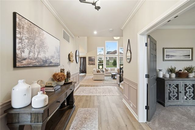 5455 Sheldon Close, Franklin, OH 45005