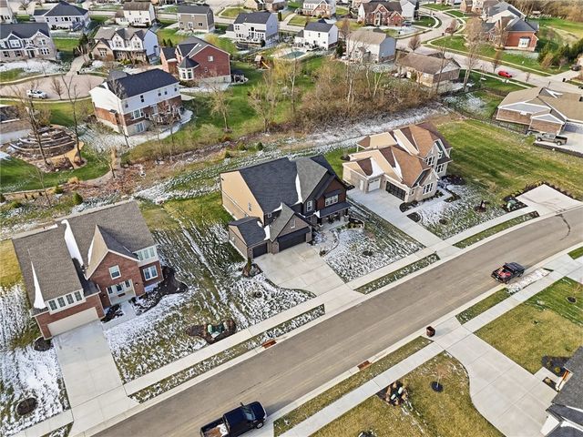 5455 Sheldon Close, Franklin, OH 45005