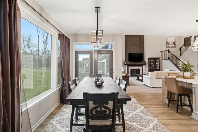 5455 Sheldon Close, Franklin, OH 45005