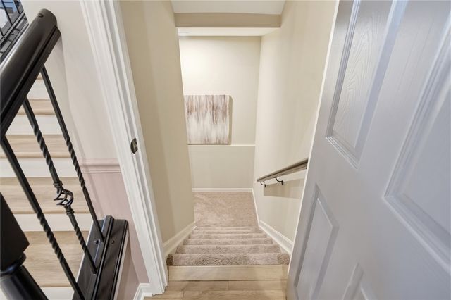 5455 Sheldon Close, Franklin, OH 45005