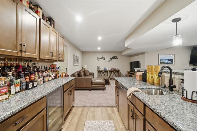 5455 Sheldon Close, Franklin, OH 45005