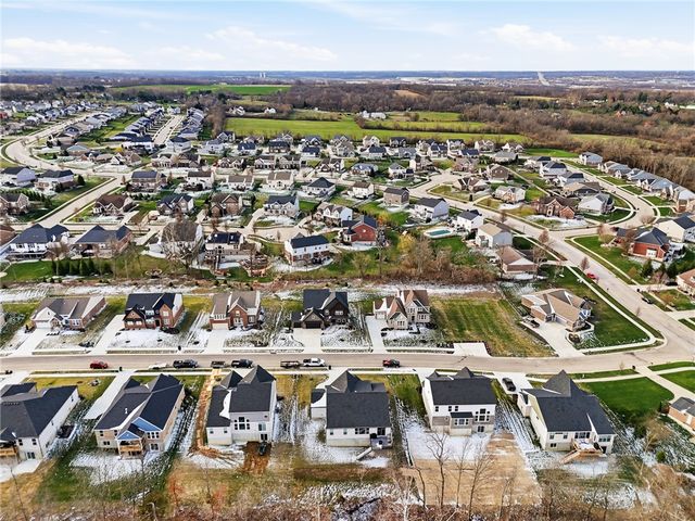 5455 Sheldon Close, Franklin, OH 45005