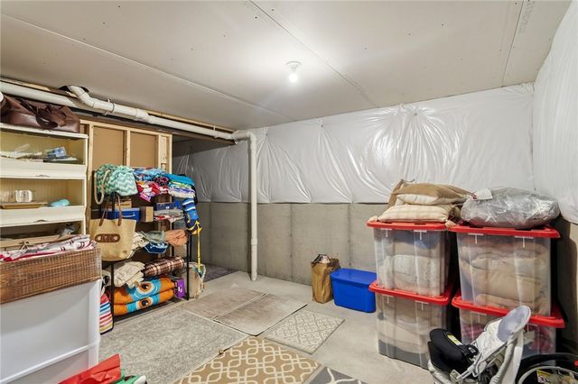 5455 Sheldon Close, Franklin, OH 45005