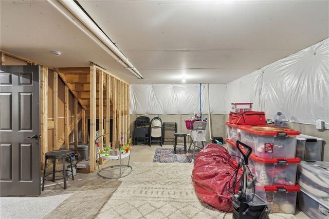 5455 Sheldon Close, Franklin, OH 45005