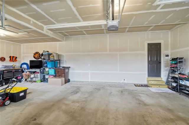 5455 Sheldon Close, Franklin, OH 45005