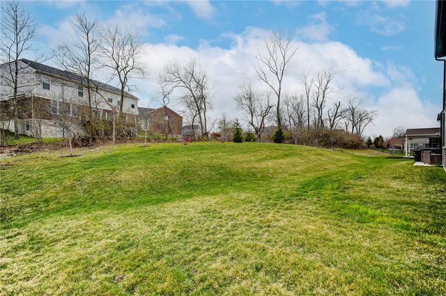 5455 Sheldon Close, Franklin, OH 45005