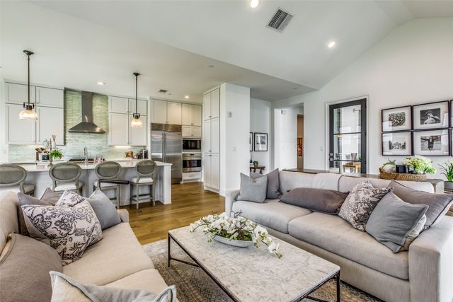 5270 Town And Country Boulevard 312, Frisco, TX 75034