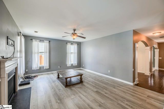 370 Slate Drive, Boiling Springs, SC 29316