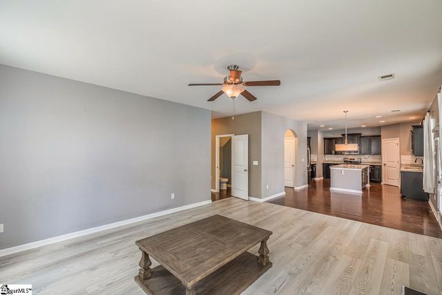 370 Slate Drive, Boiling Springs, SC 29316