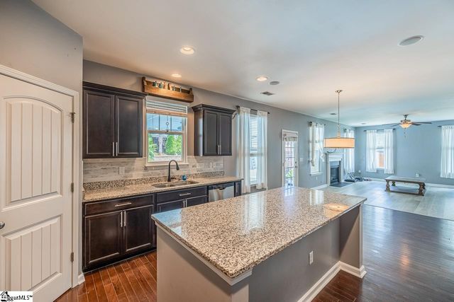 370 Slate Drive, Boiling Springs, SC 29316