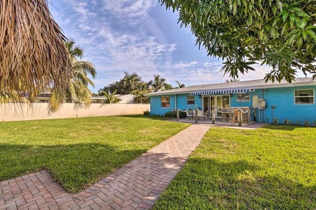 423 SW 1st Avenue, Boynton Beach, FL 33435