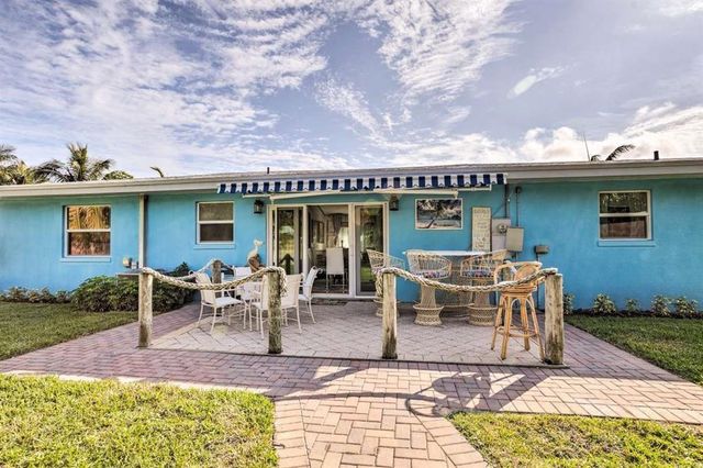 423 SW 1st Avenue, Boynton Beach, FL 33435