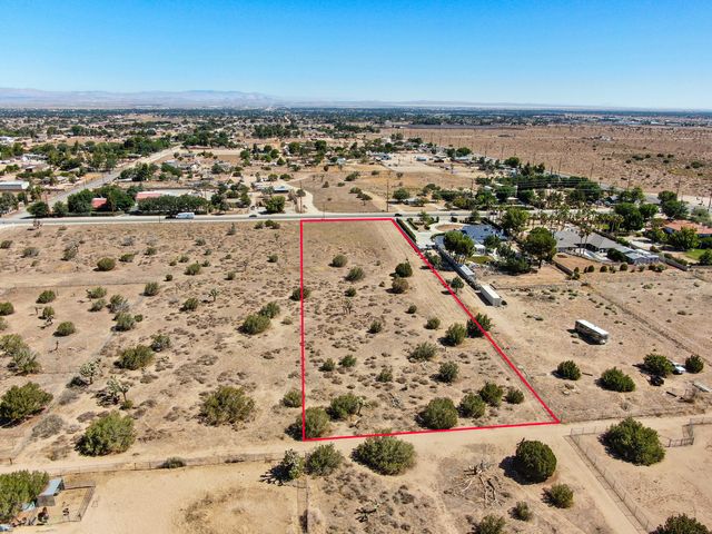 2060 West Avenue N, Palmdale, CA 93551