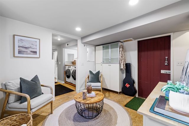 3820 44th Avenue SW, Seattle, WA 98116