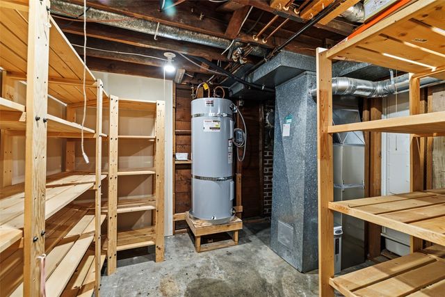 3820 44th Avenue SW, Seattle, WA 98116