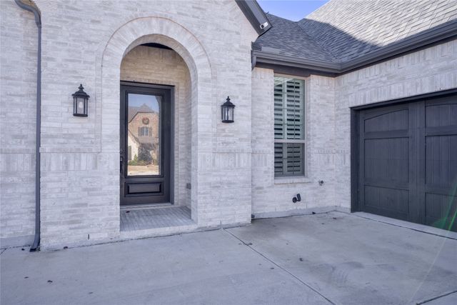 613 Singing Water Drive, Rockwall, TX 75087