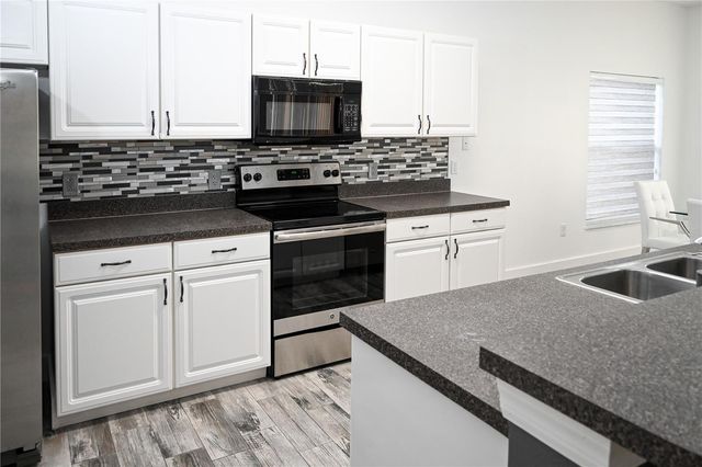 4733 CUMBRIAM LAKES DRIVE, Kissimmee, FL 34746