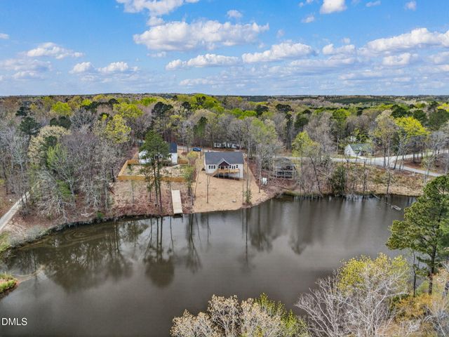 62 Ponchartrain Street, Fuquay Varina, NC 27526