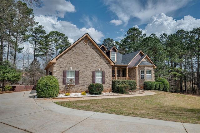 1149 Carillon Drive SE, Conyers, GA 30013