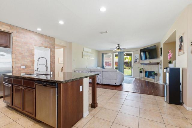 30241 Trois Valley Street, Murrieta, CA 92563
