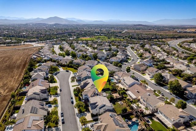 30241 Trois Valley Street, Murrieta, CA 92563