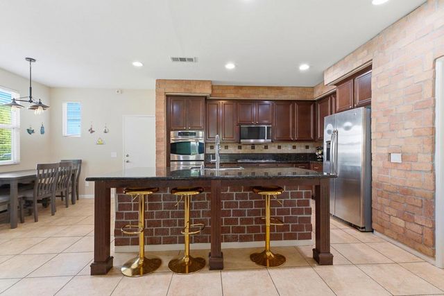 30241 Trois Valley Street, Murrieta, CA 92563