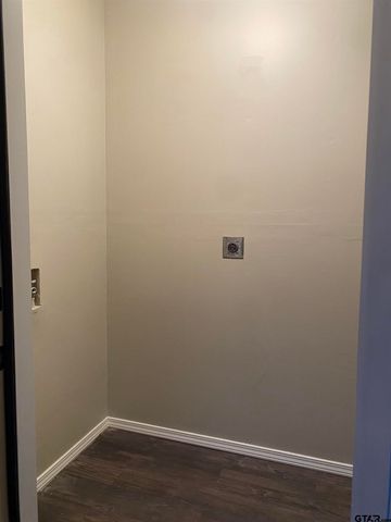 5235 Julia Dr, Tyler, TX 75708