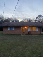 5235 Julia Dr, Tyler, TX 75708