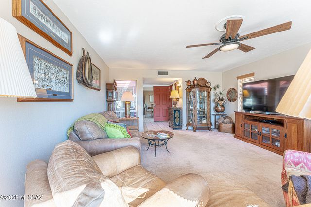 920 W Camino Sagasta, Green Valley, AZ 85622