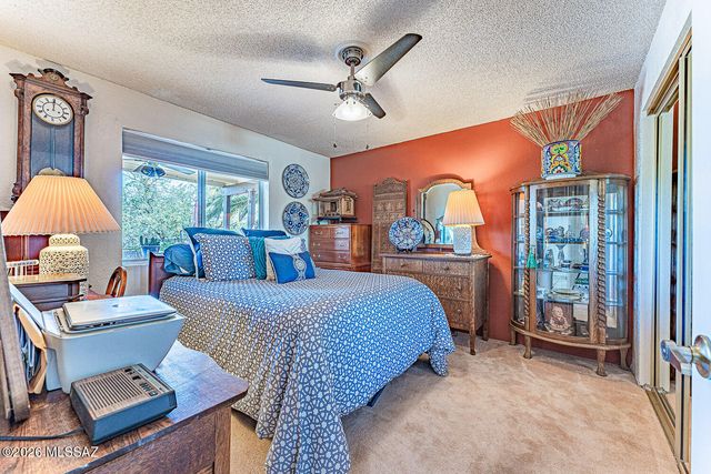 920 W Camino Sagasta, Green Valley, AZ 85622