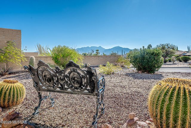 920 W Camino Sagasta, Green Valley, AZ 85622