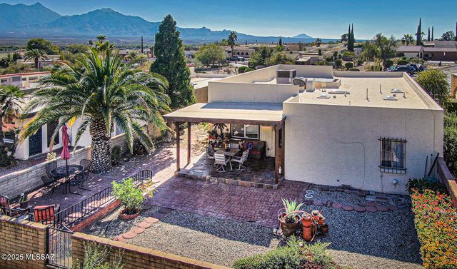 920 W Camino Sagasta, Green Valley, AZ 85622