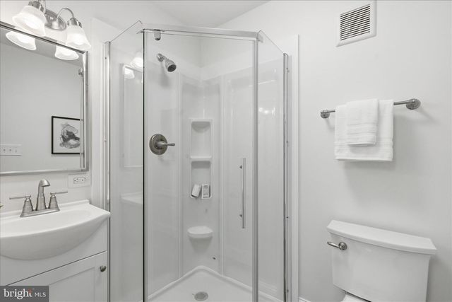 11607 PROSPECT HILL RD, Glenn Dale, MD 20769