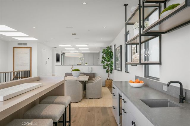 457 26th Street, Manhattan Beach, CA 90266