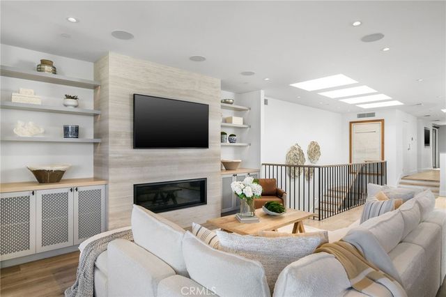 457 26th Street, Manhattan Beach, CA 90266