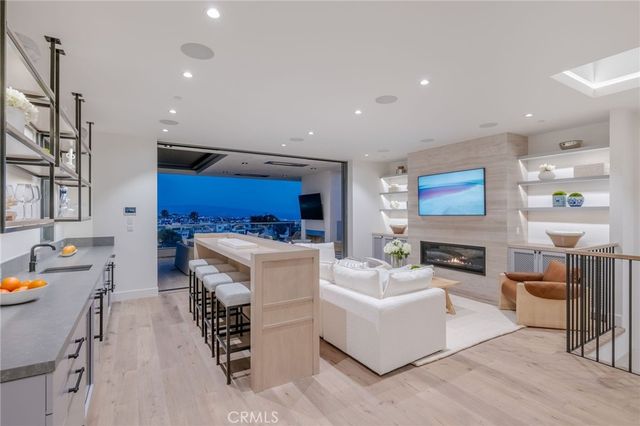 457 26th Street, Manhattan Beach, CA 90266
